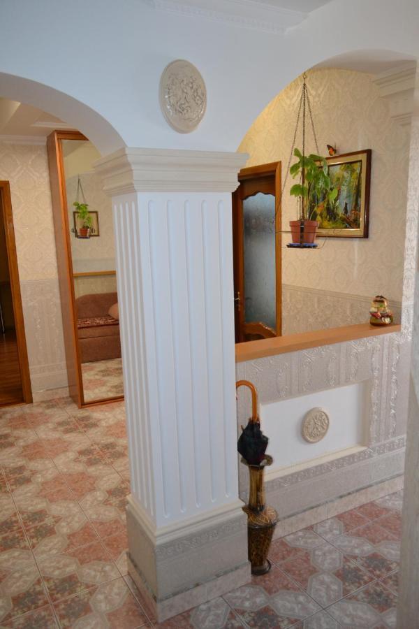 Executive Suite In The Centre テルノーピリ エクステリア 写真